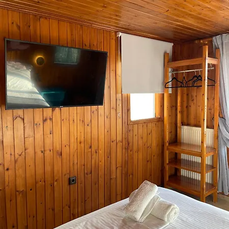 Gyra - Ermis With Private Pool *