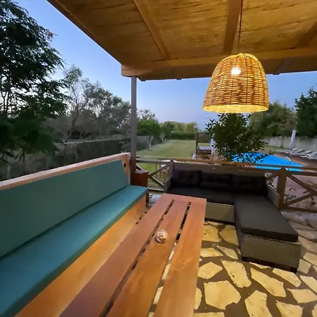 Gyra - Ermis With Private Pool *