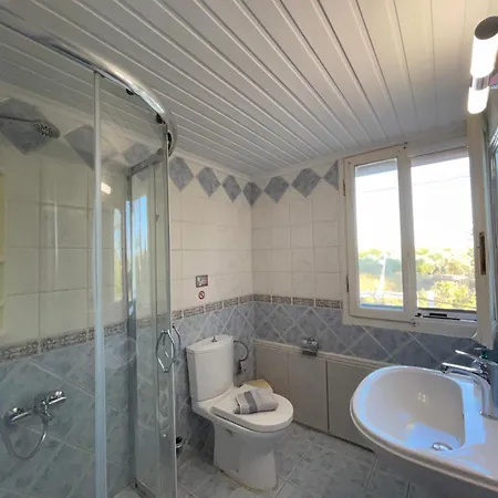 Villa Gyra - Ermis With Private Pool *
