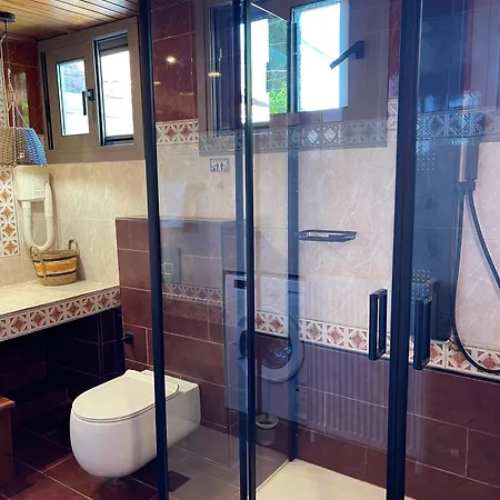 Gyra - Ermis With Private Pool Lefkáda